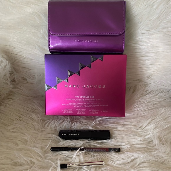 Marc Jacob Jeweled Eyes Gift set - Fall 2018 Runway Edition - Picture 8 of 8